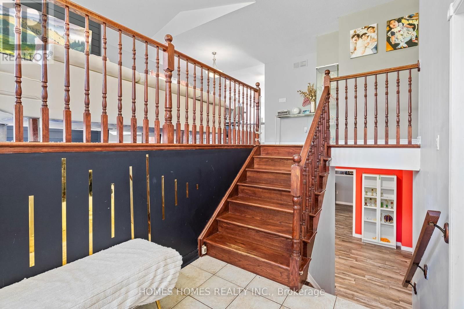 5183 SHERKSTON ROAD Image 5