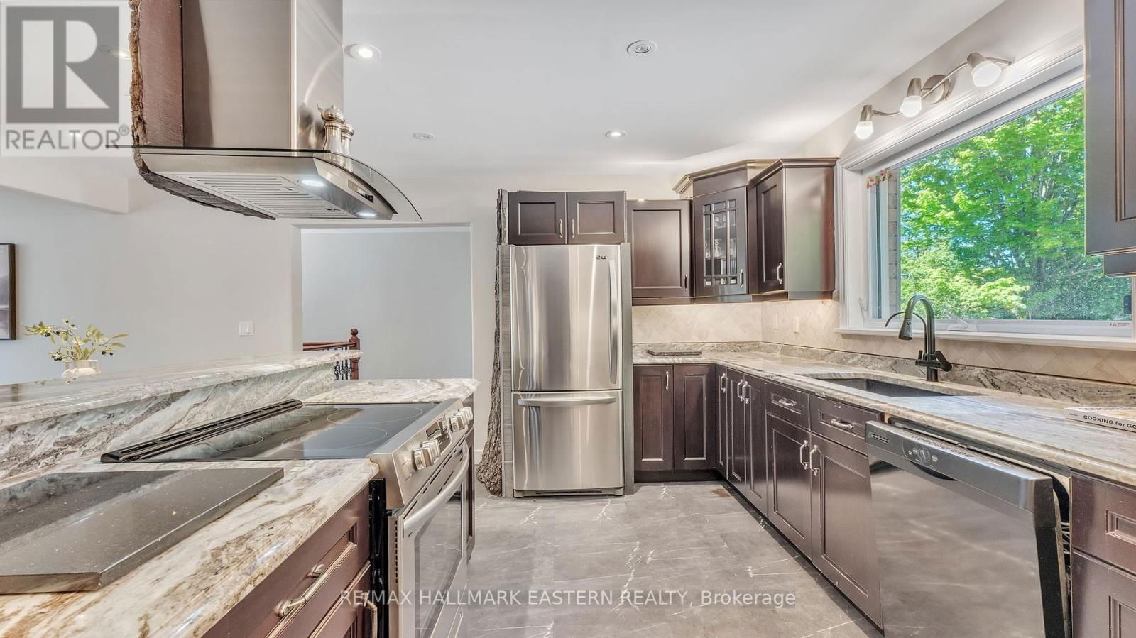 215 FIFE'S BAY ROAD Image 18