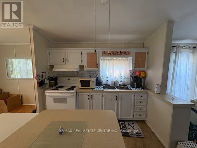 64 MAPLE GROVE VILLAGE ROAD Image 11
