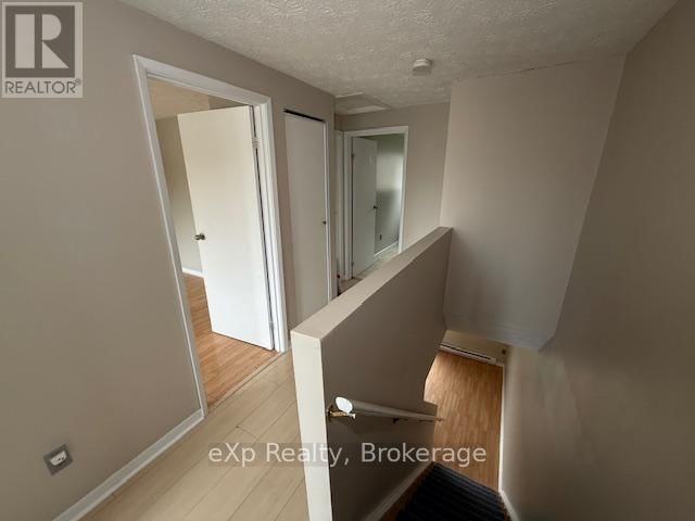 29 - 850 WALSH STREET WEST Image 14