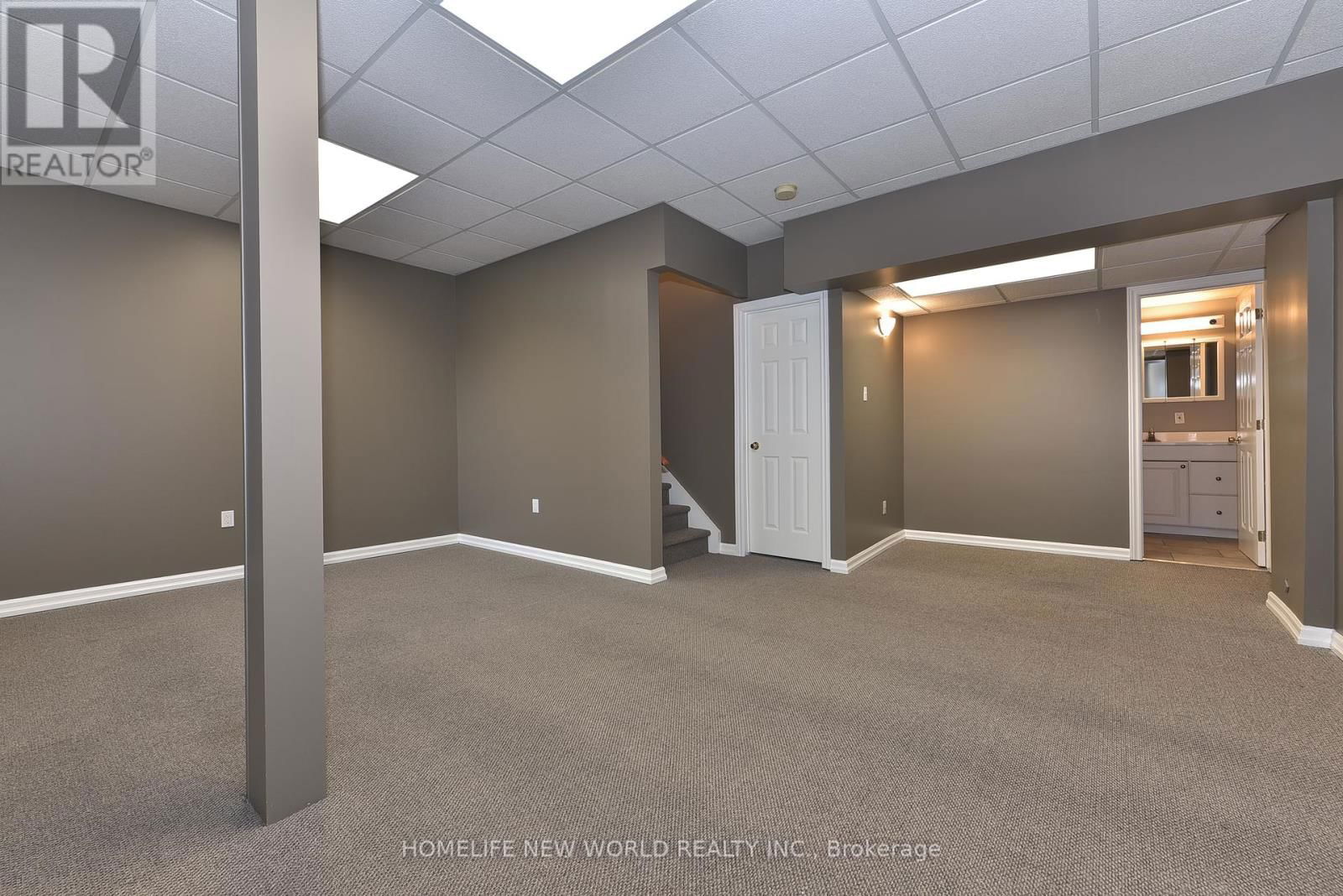 9 - 185 NORTH CENTRE ROAD Image 23