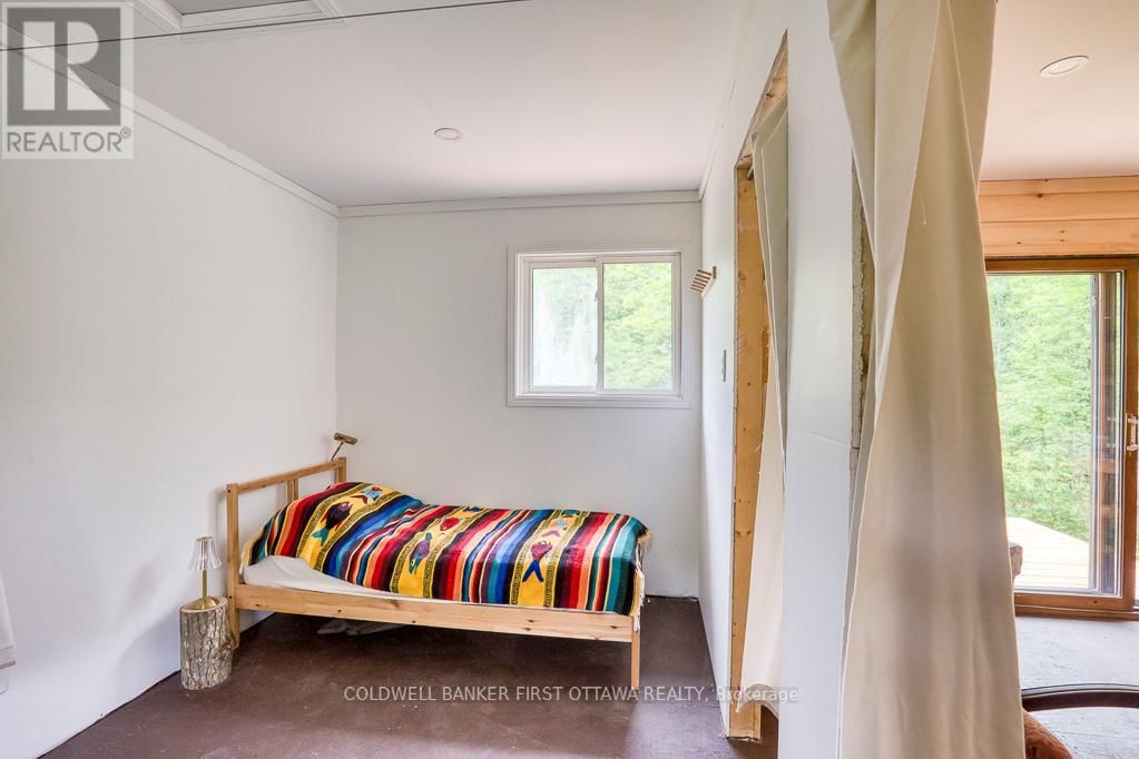 2062 CROSS ROAD Image 11