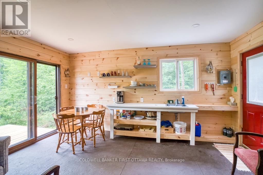 2062 CROSS ROAD Image 9