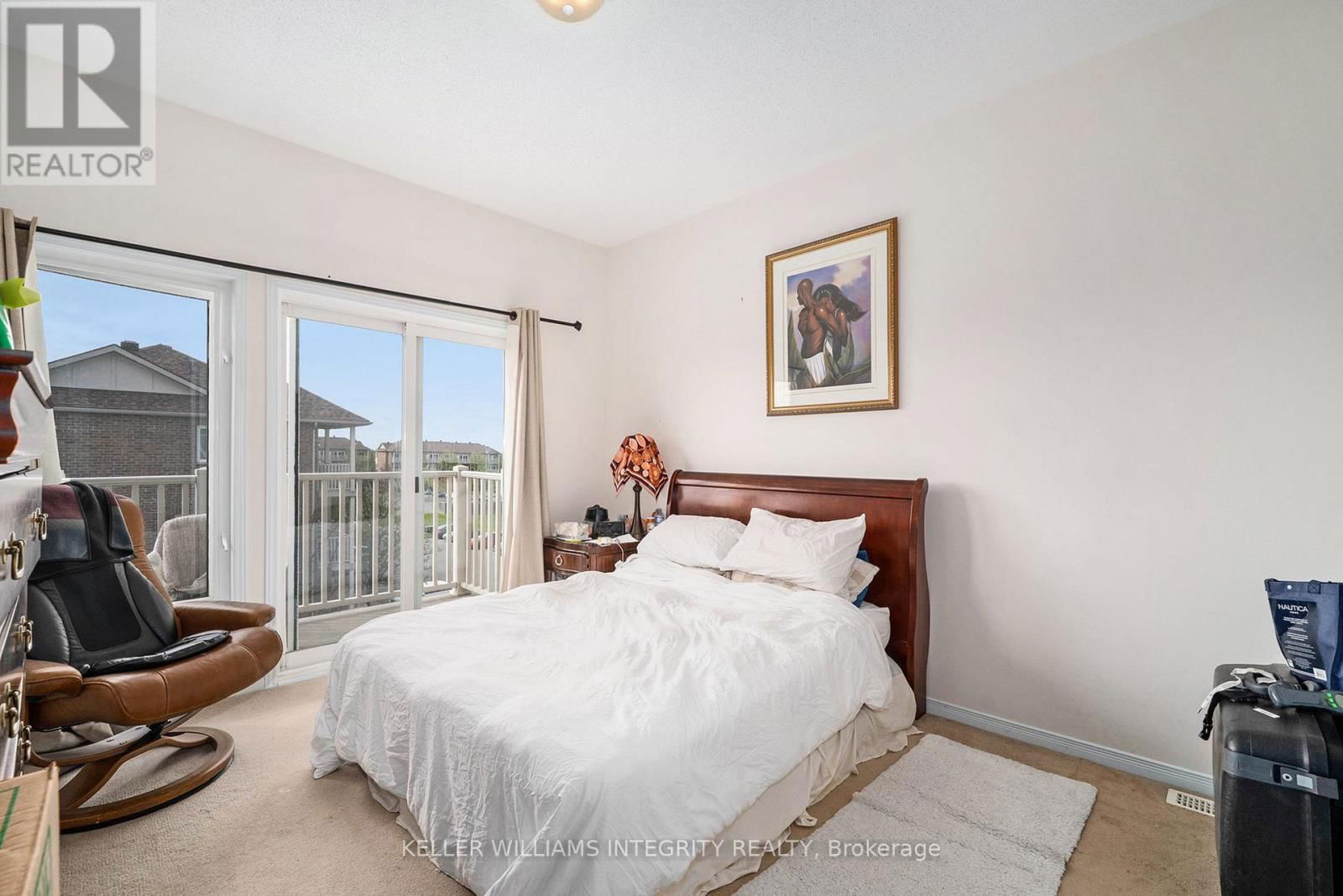 256 ESPIN HEIGHTS Image 10