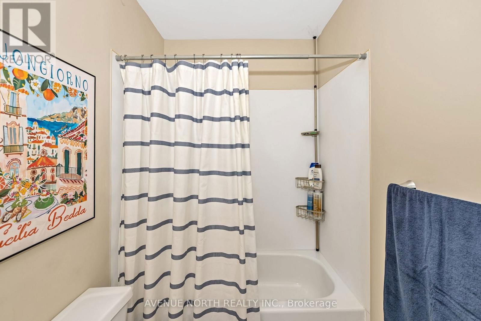 120 MARKLAND CRESCENT Image 21