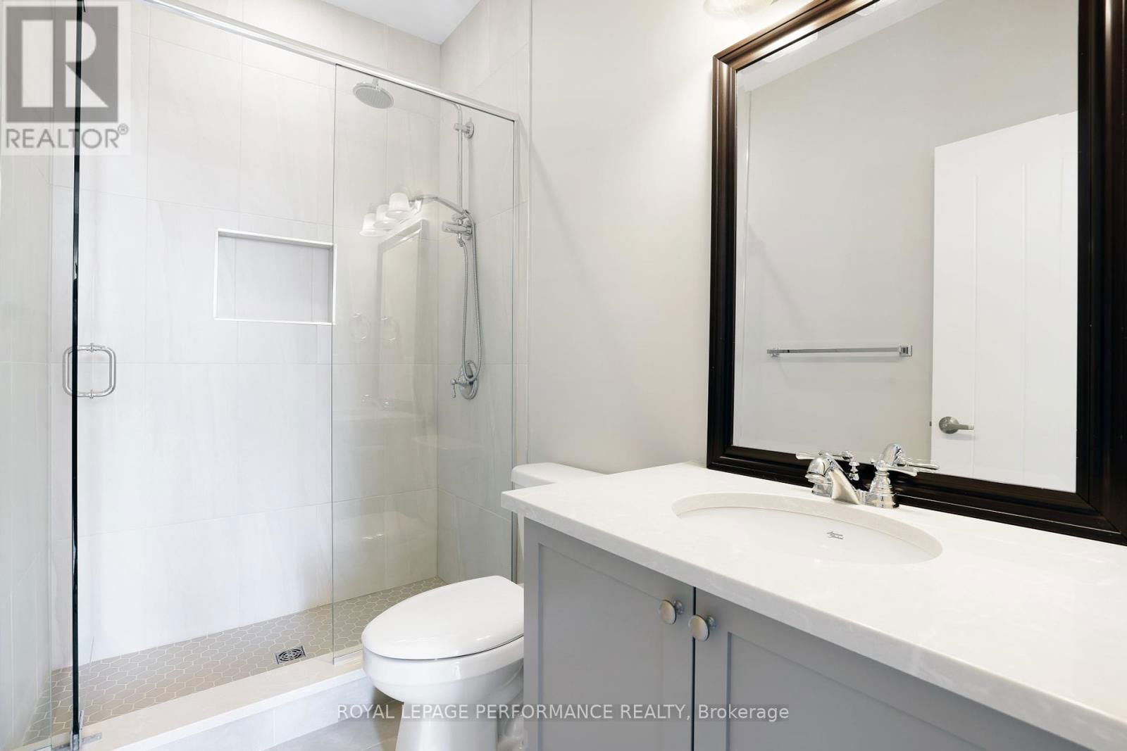 710 MAURICE STEAD STREET Image 23