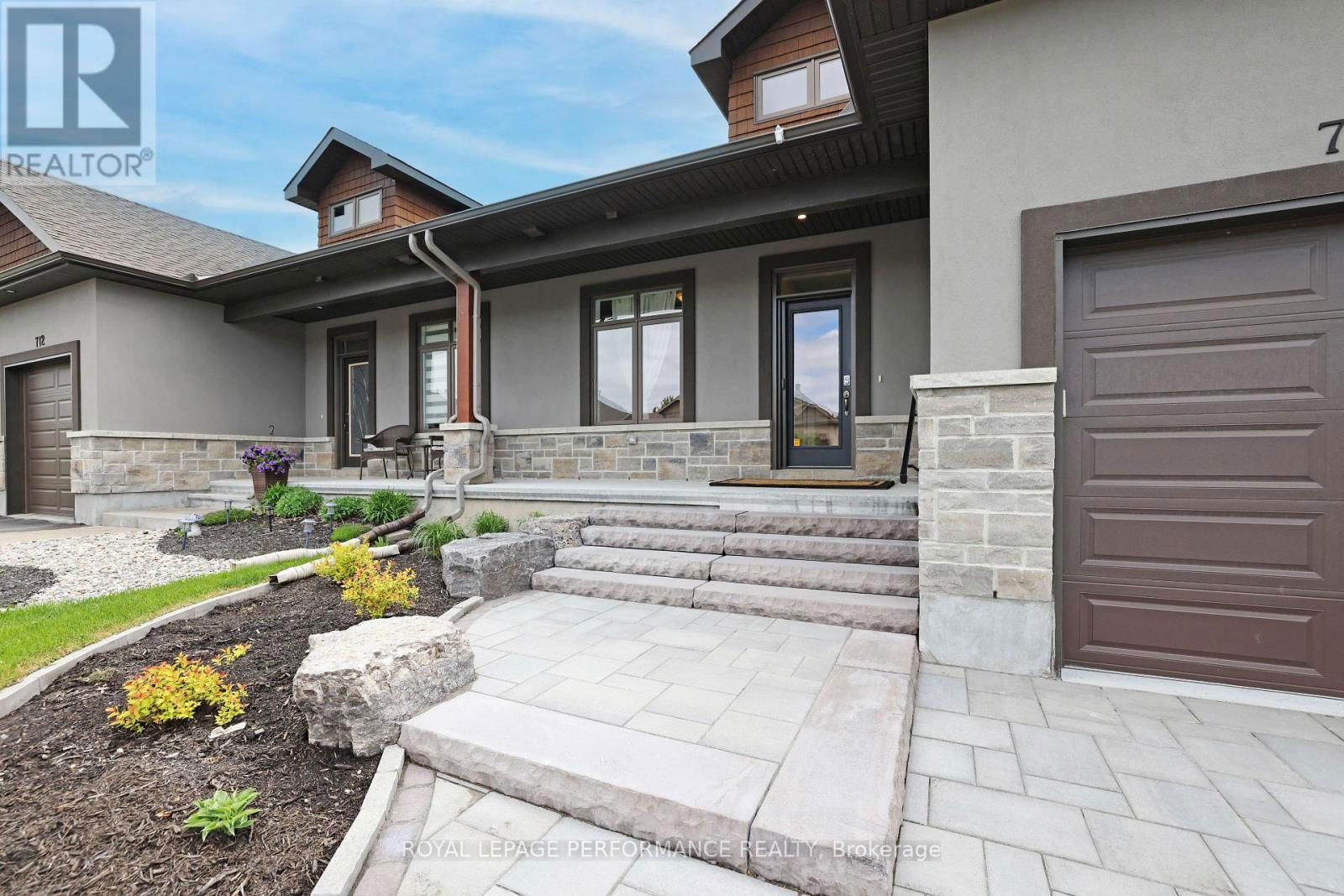 710 MAURICE STEAD STREET Image 3