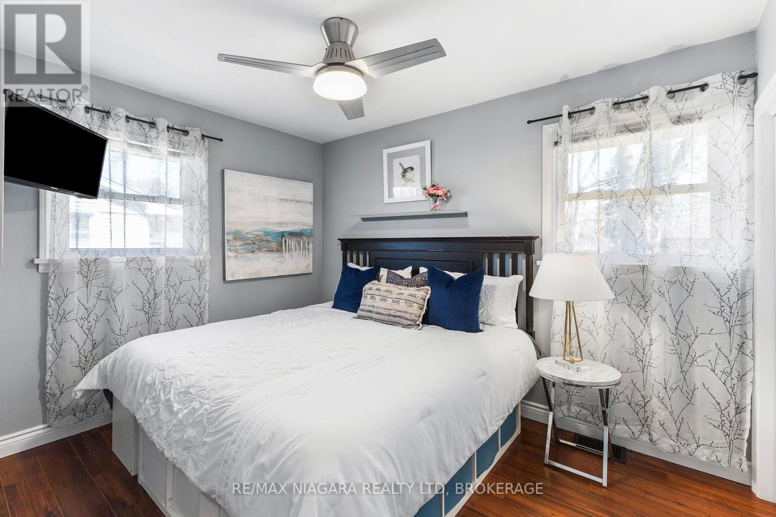 664 GENEVA STREET Image 17