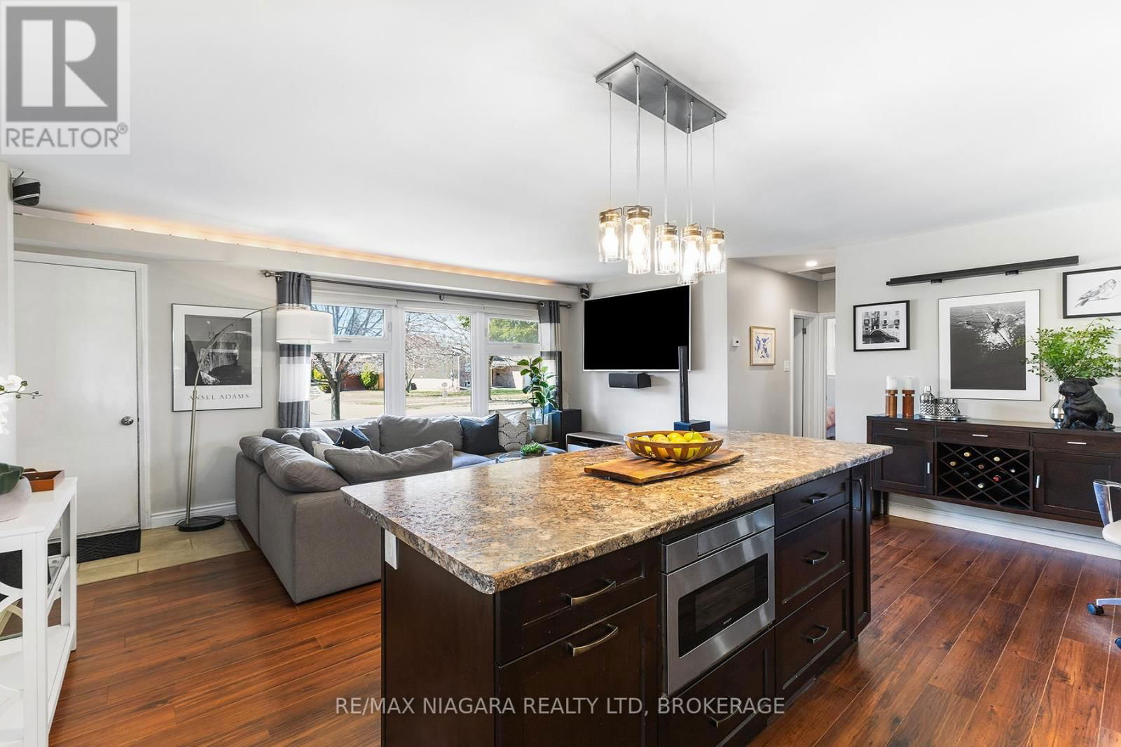 664 GENEVA STREET Image 3