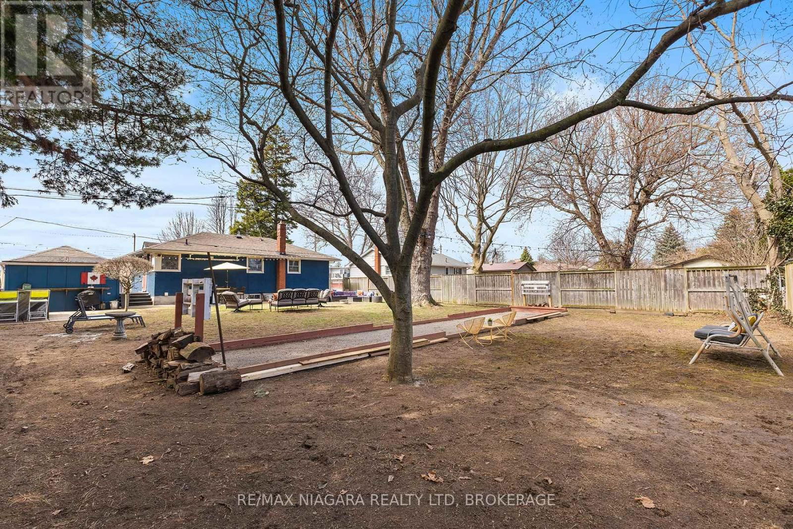 664 GENEVA STREET Image 34