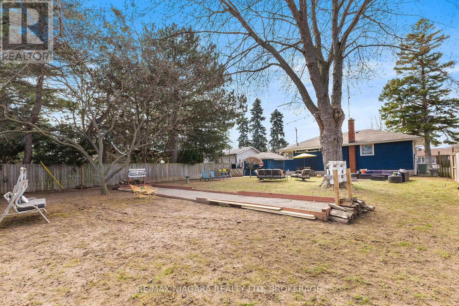 664 GENEVA STREET Image 36