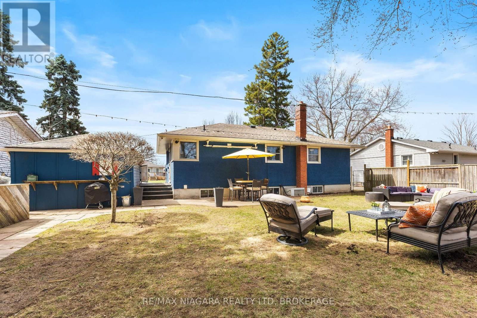 664 GENEVA STREET Image 40