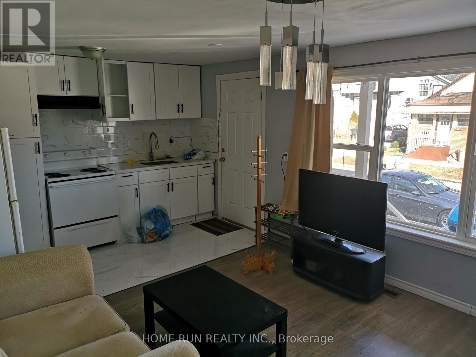 827 BRIDGE AVENUE Image 8