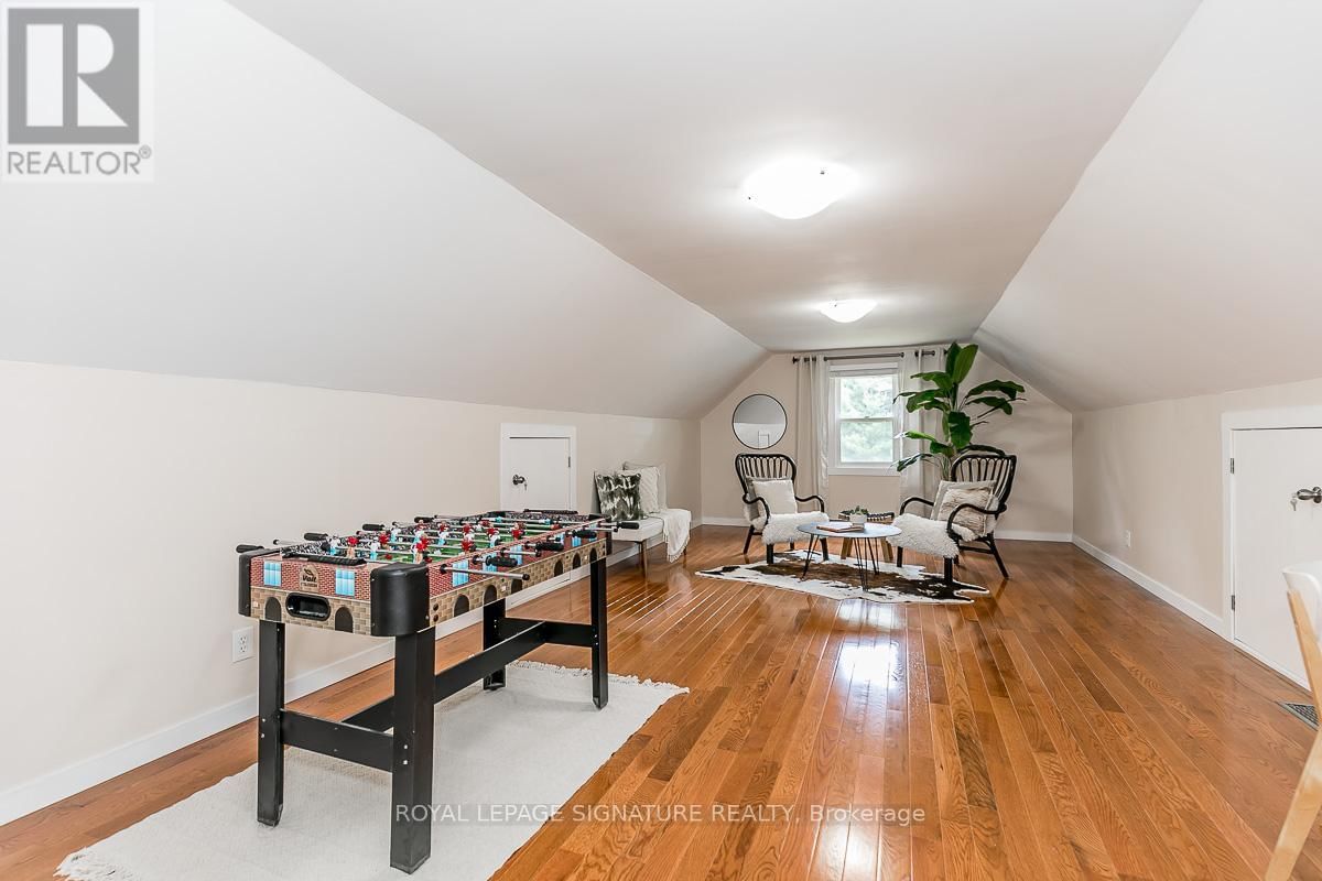 1032 BASE LINE ROAD Image 22