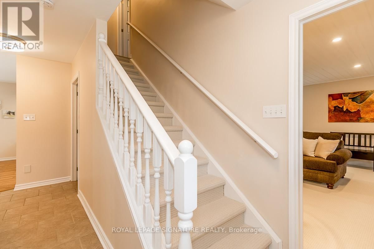 1032 BASE LINE ROAD Image 29