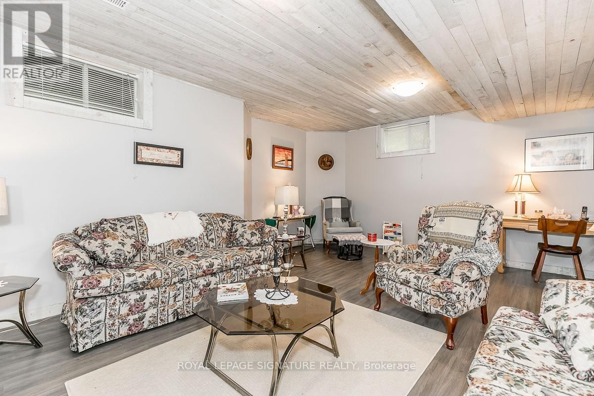 1032 BASE LINE ROAD Image 31