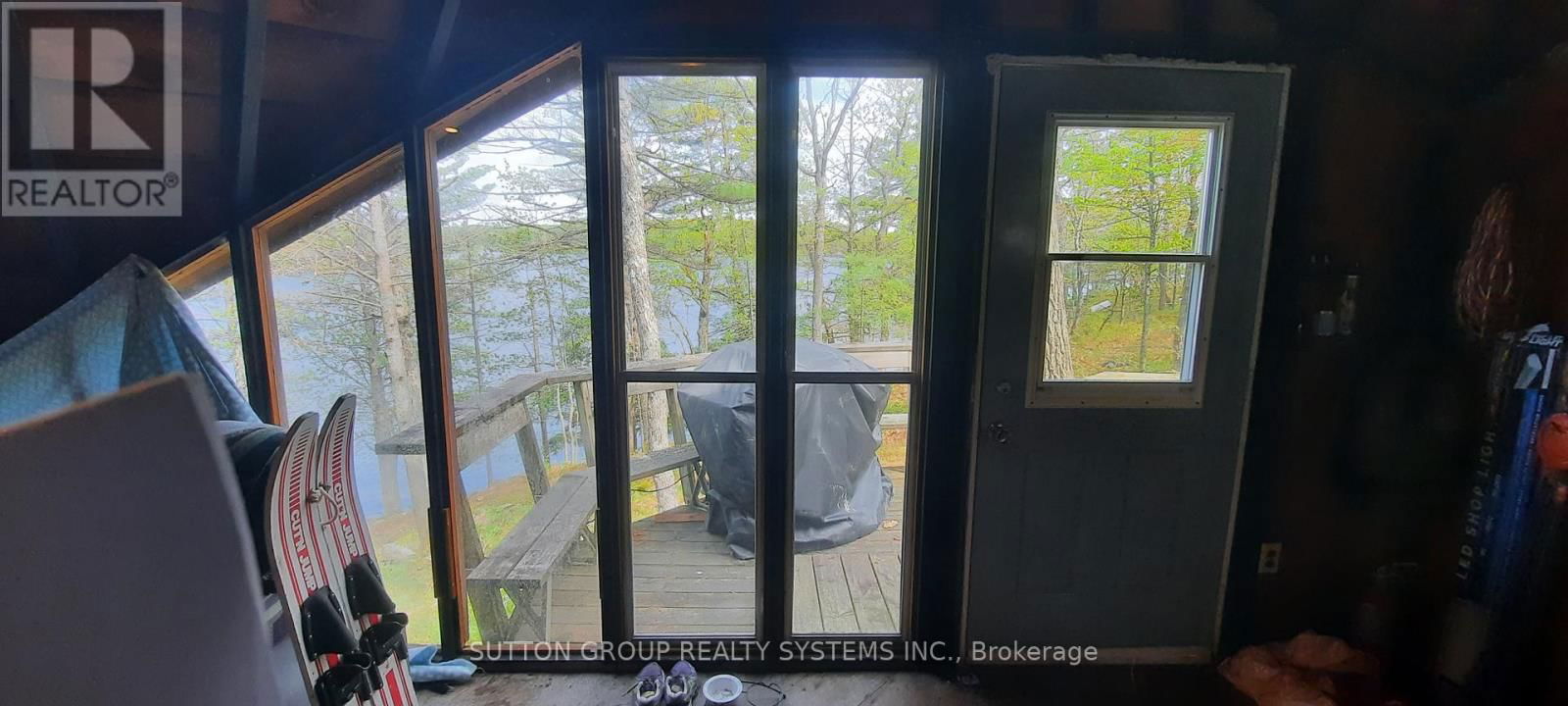 234 HEALEY LAKE WATER Image 14