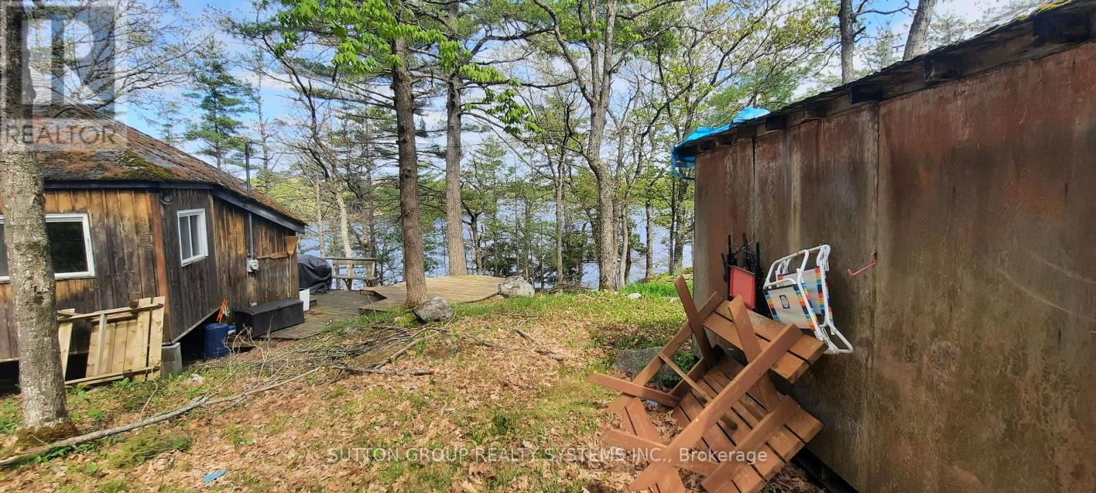 234 HEALEY LAKE WATER Image 15