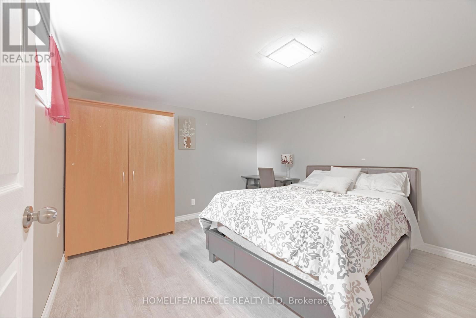 157 ADELAIDE STREET NORTH Image 26