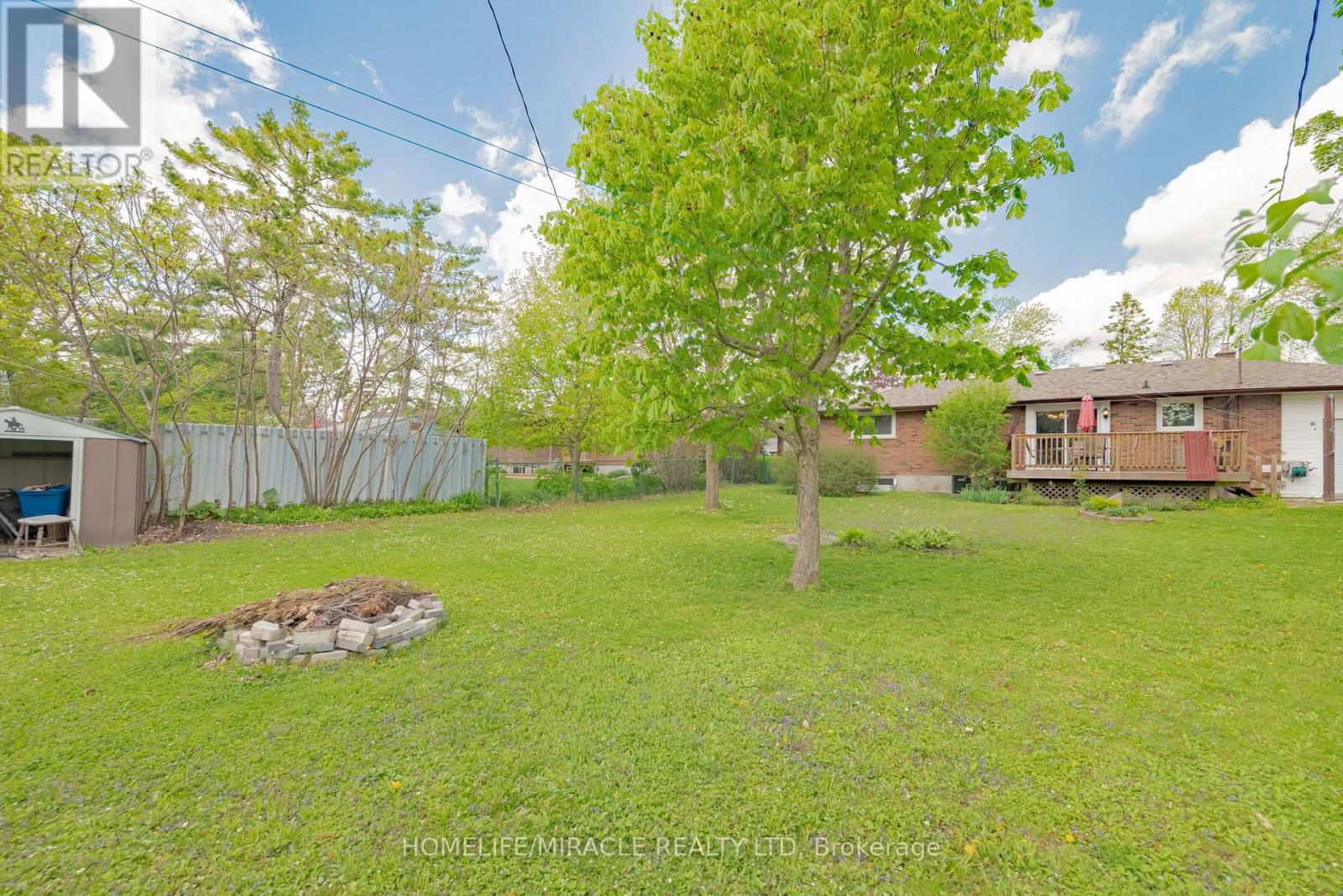 157 ADELAIDE STREET NORTH Image 36