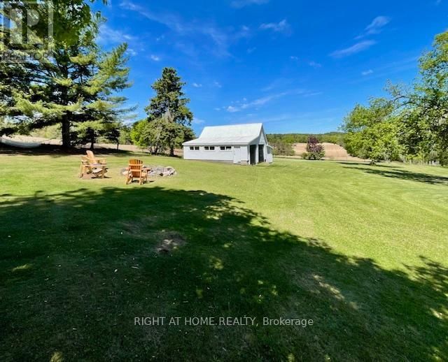 9236 FOREST CRESCENT Image 36