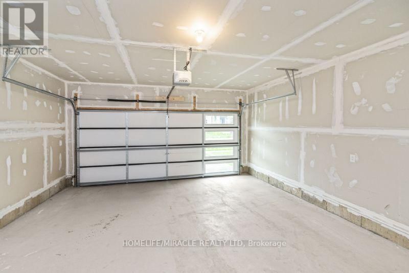 10 INGALLS AVENUE Image 28
