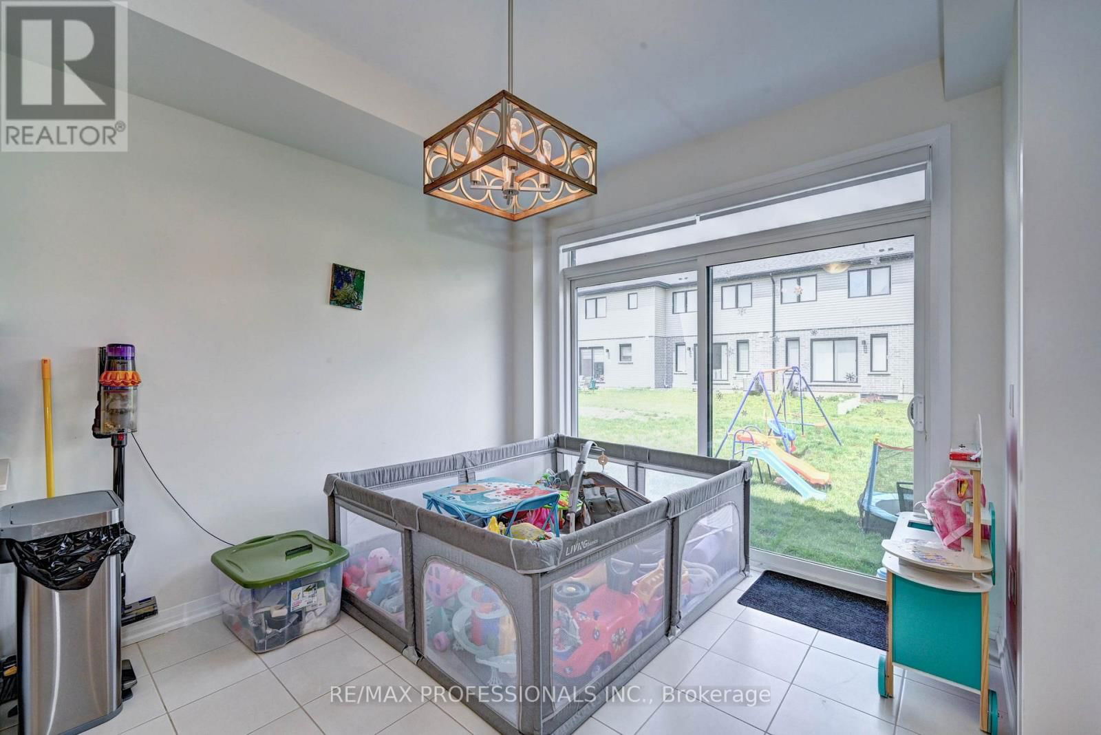 36 BLACKLOCK STREET Image 10