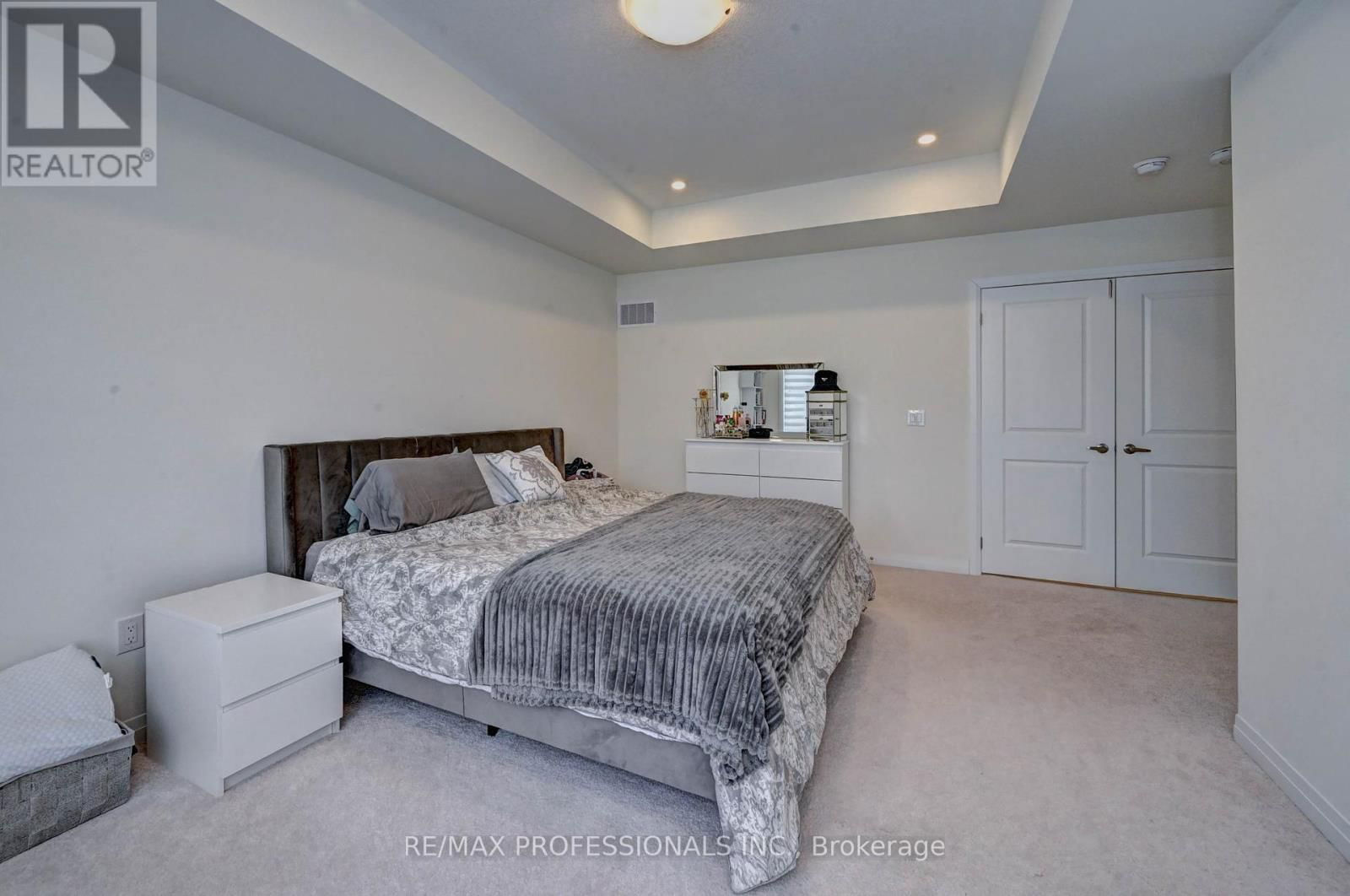 36 BLACKLOCK STREET Image 27