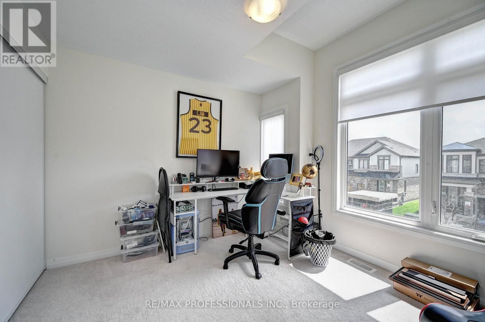 36 BLACKLOCK STREET Image 38