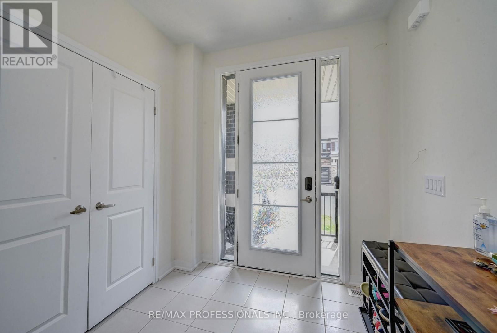 36 BLACKLOCK STREET Image 5