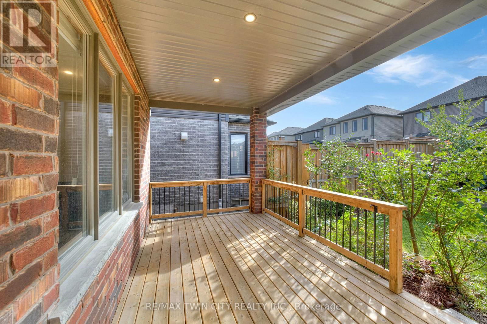 35 LOXLEIGH LANE Image 42
