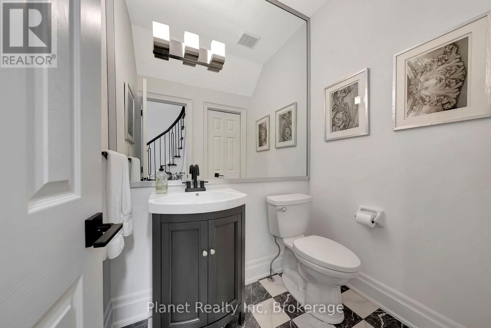 11 - 25 MANOR PARK CRESCENT Image 15