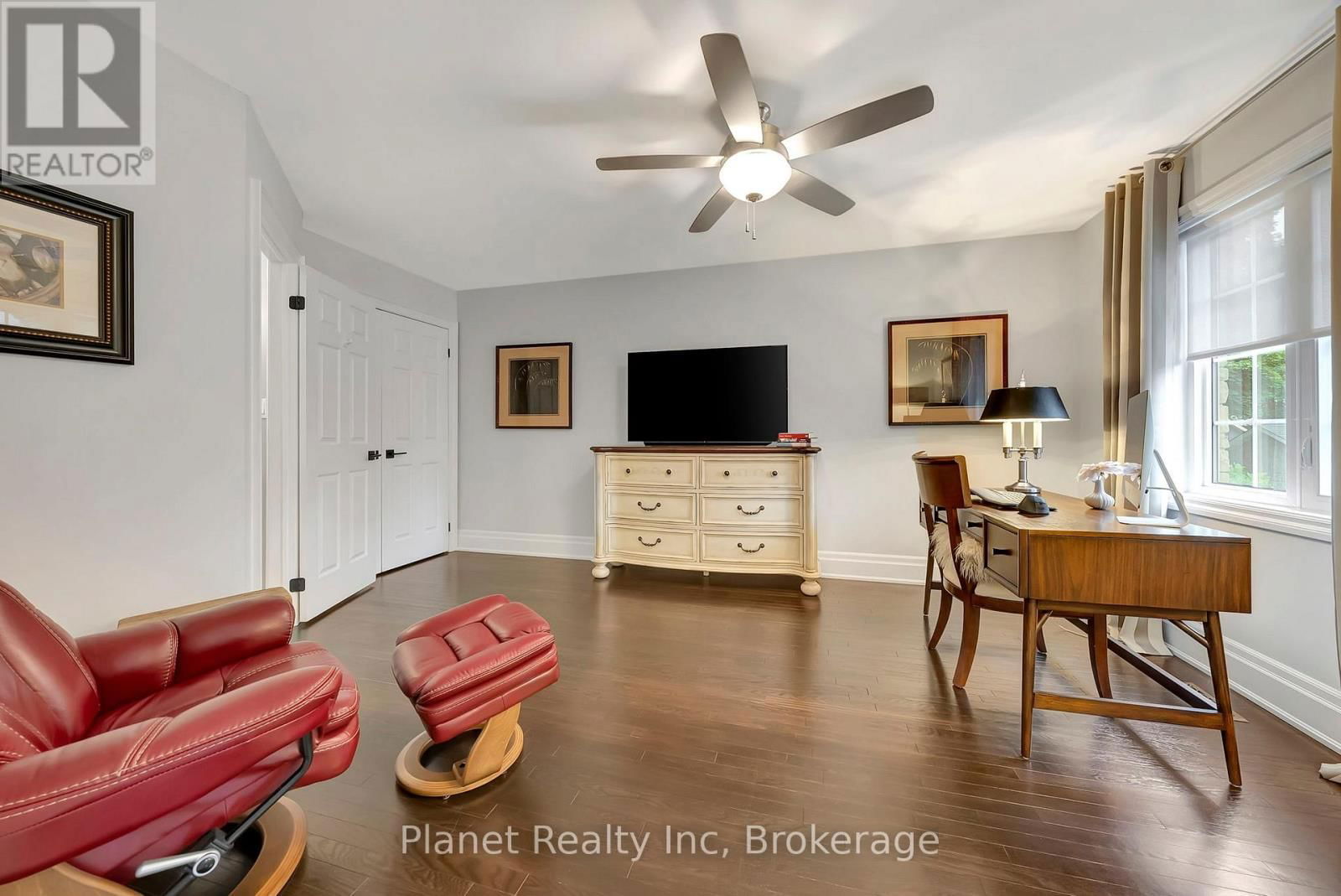 11 - 25 MANOR PARK CRESCENT Image 23