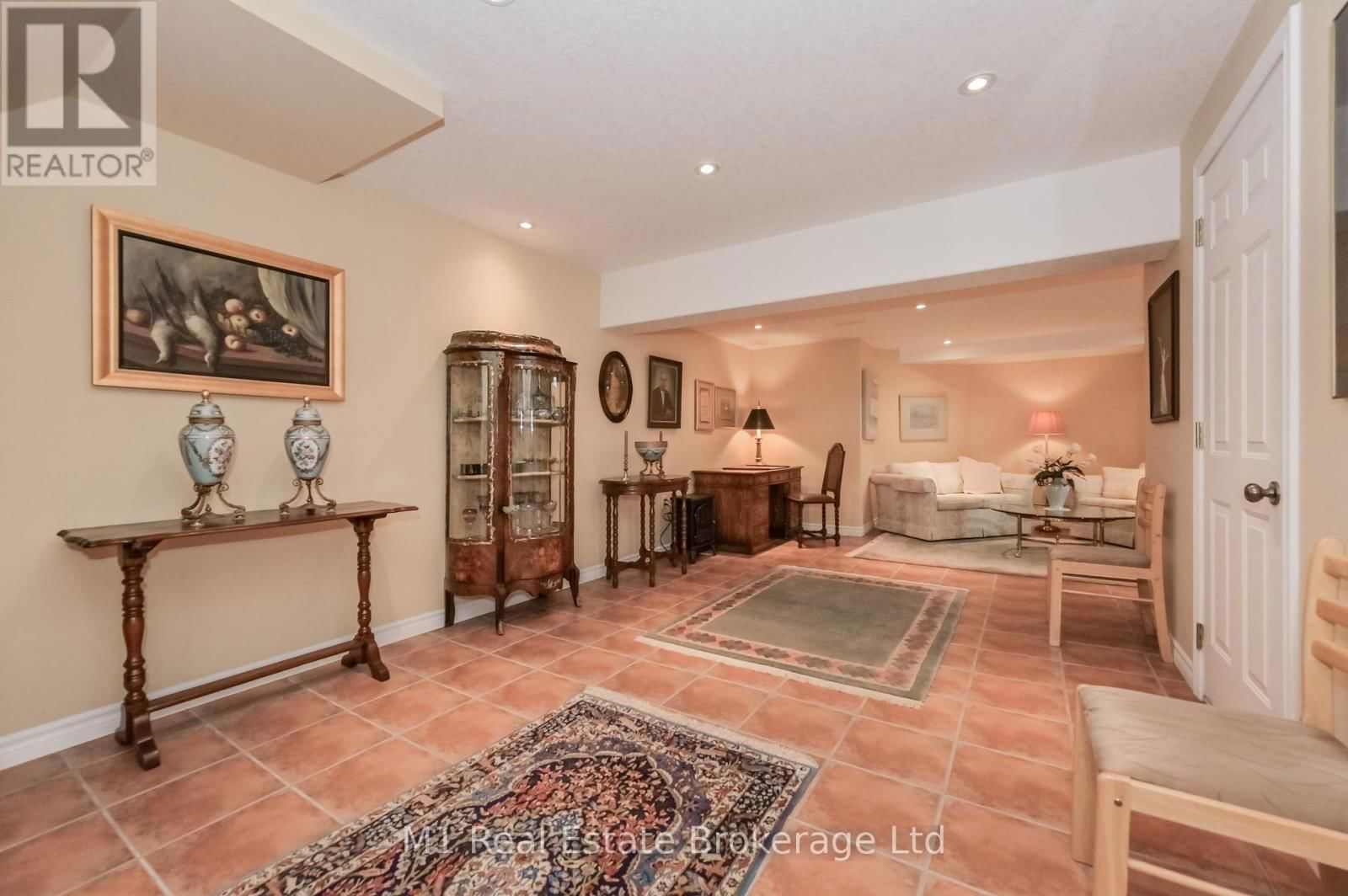 104 KEATING DRIVE Image 32