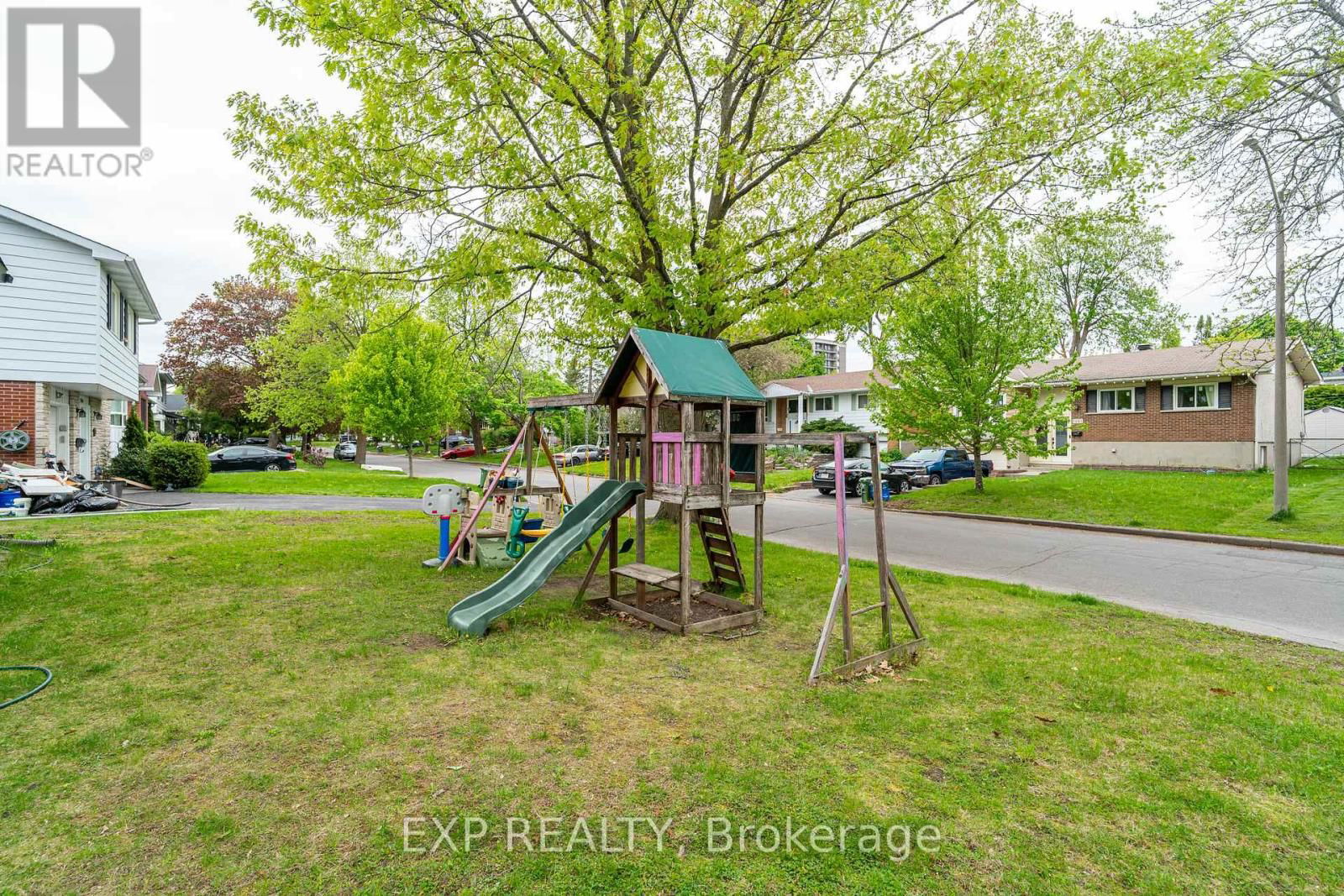 1885 ARIZONA AVENUE Image 41