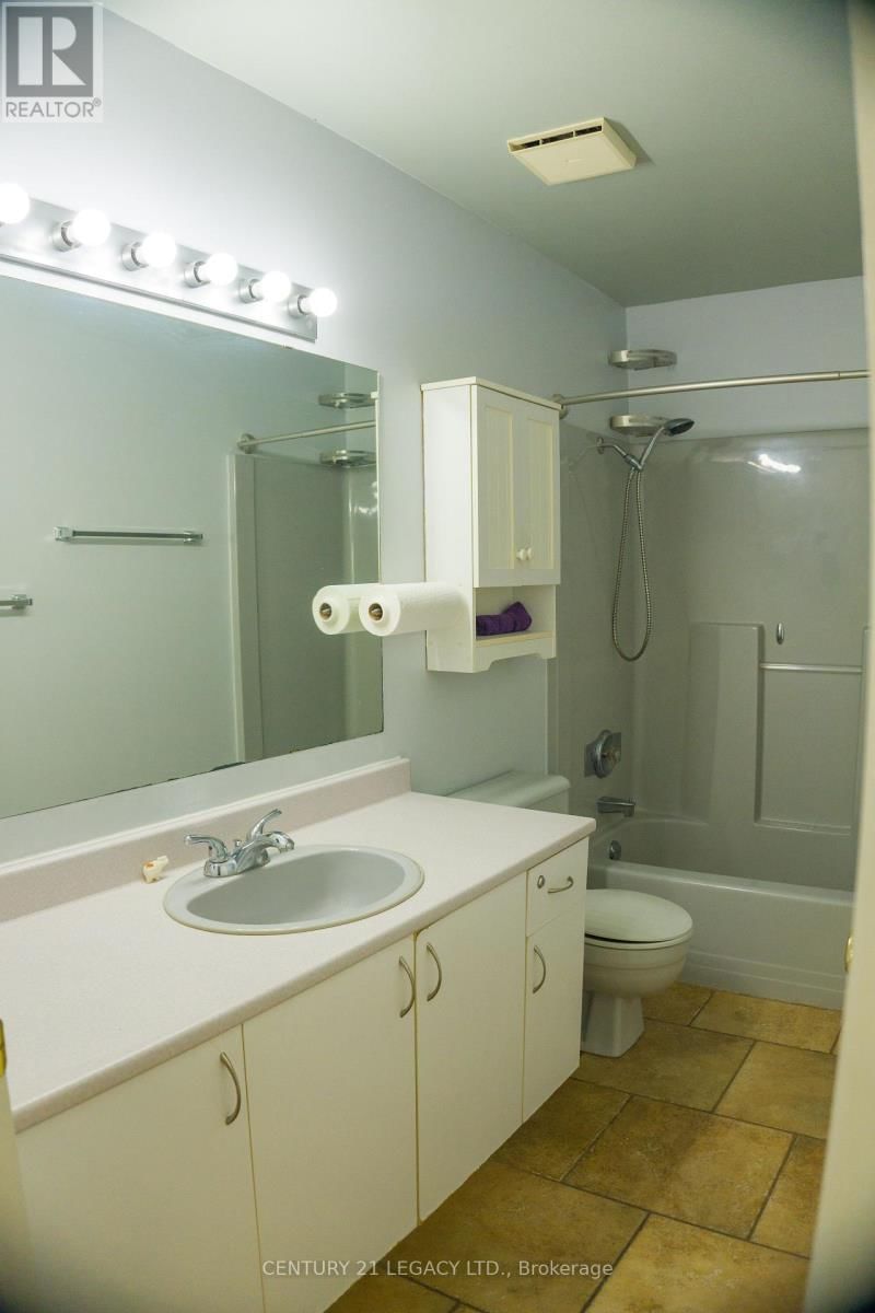 53 POND HOLLOW DRIVE Image 20