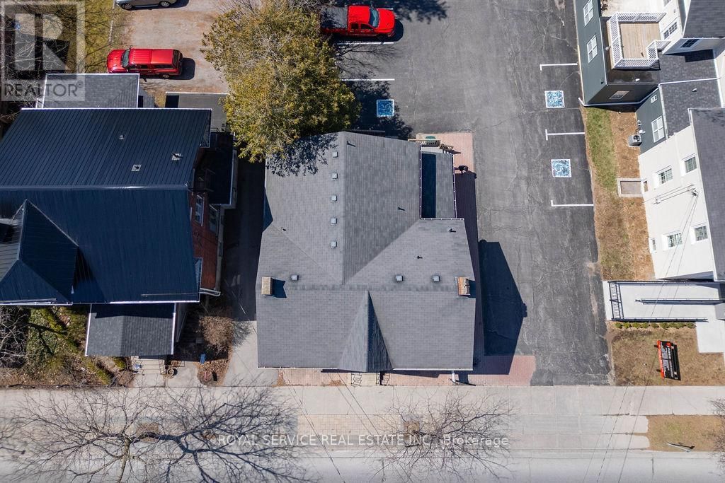 297 DIVISION STREET Image 25