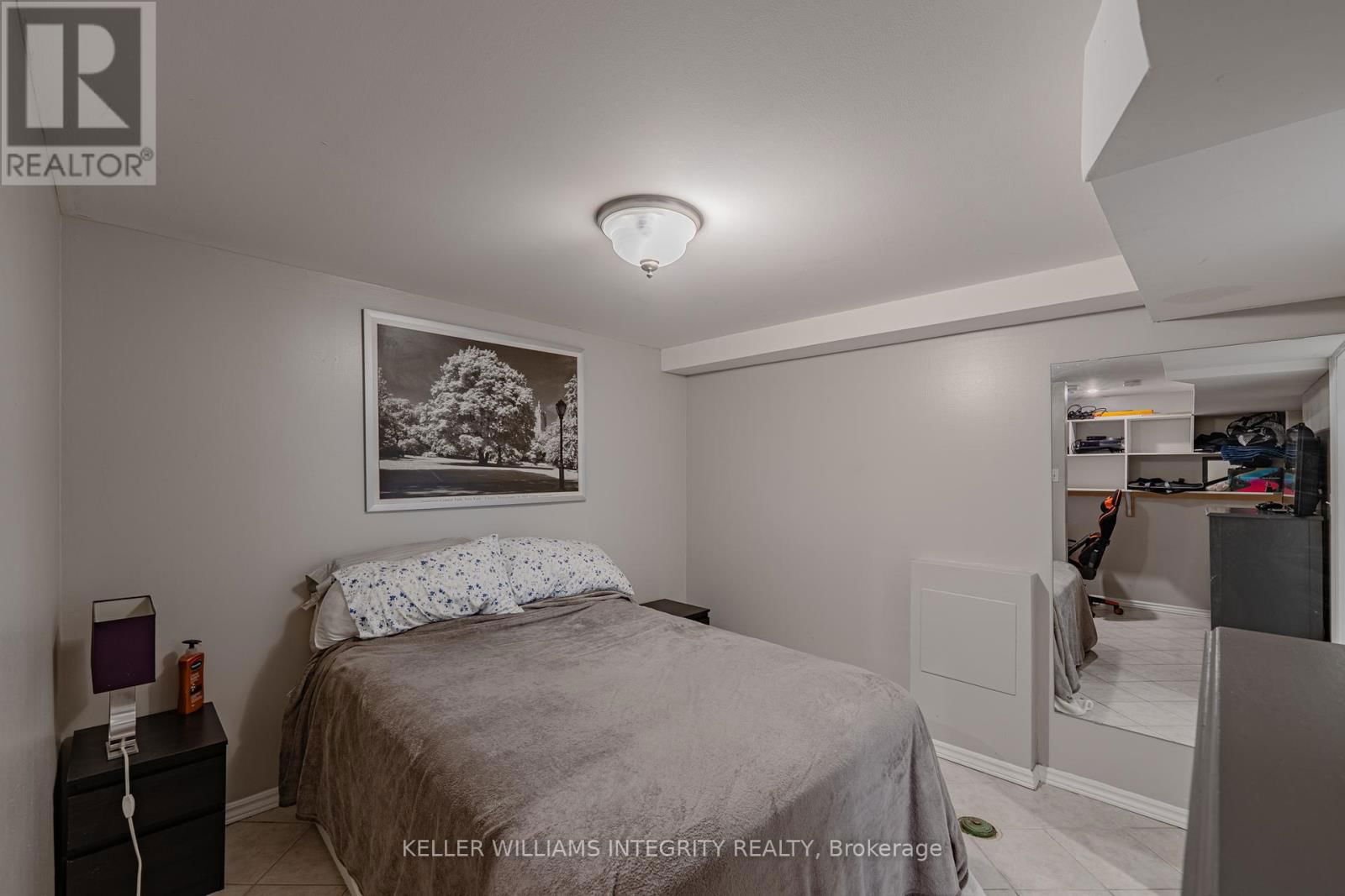 1695 GAGE CRESCENT NORTH Image 37