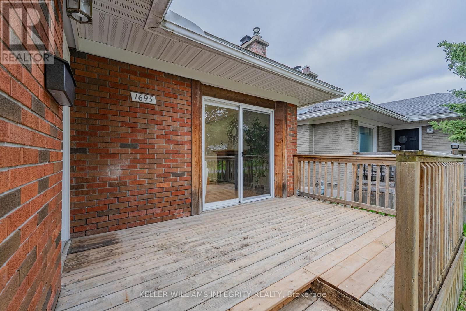 1695 GAGE CRESCENT NORTH Image 4
