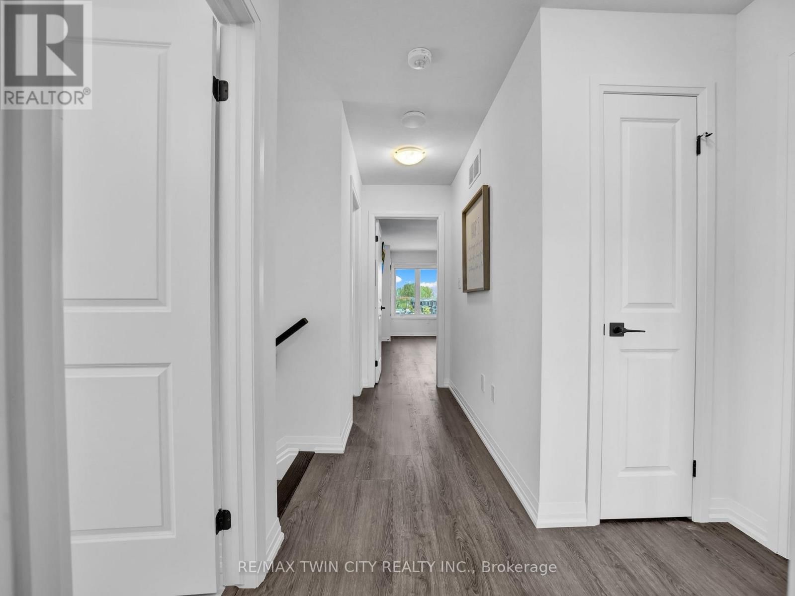 108 - 4552 PORTAGE DRIVE Image 36