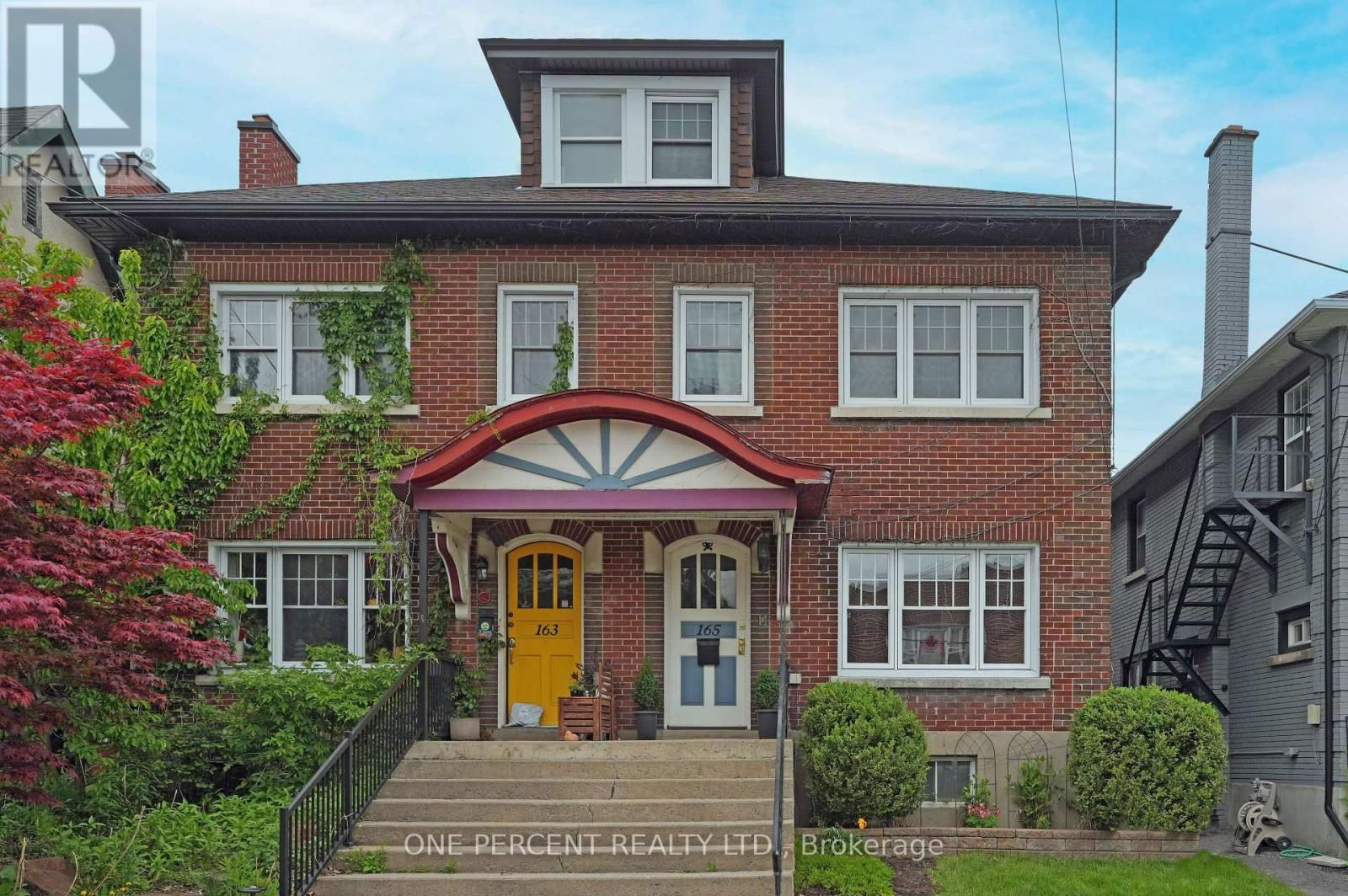 165 HAWTHORNE AVENUE Image 1