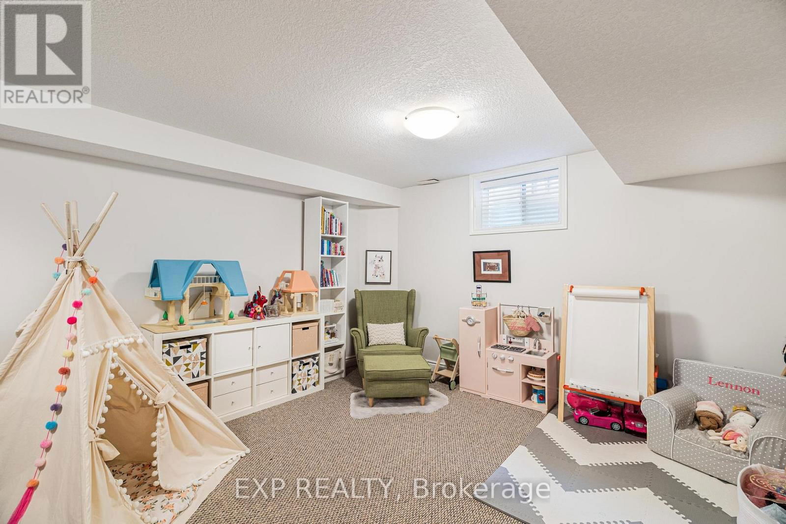 116 STUCKEY AVENUE Image 28