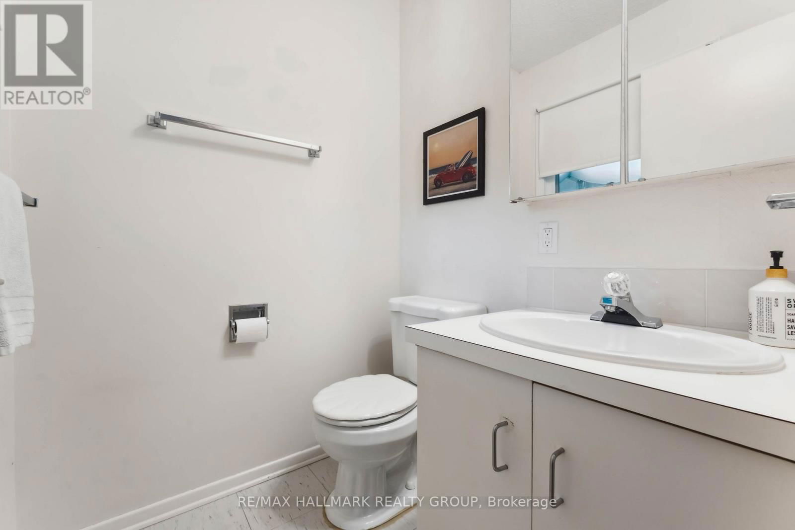 54 LISMER CRESCENT Image 16