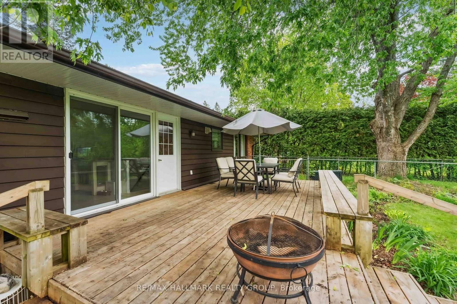 54 LISMER CRESCENT Image 34
