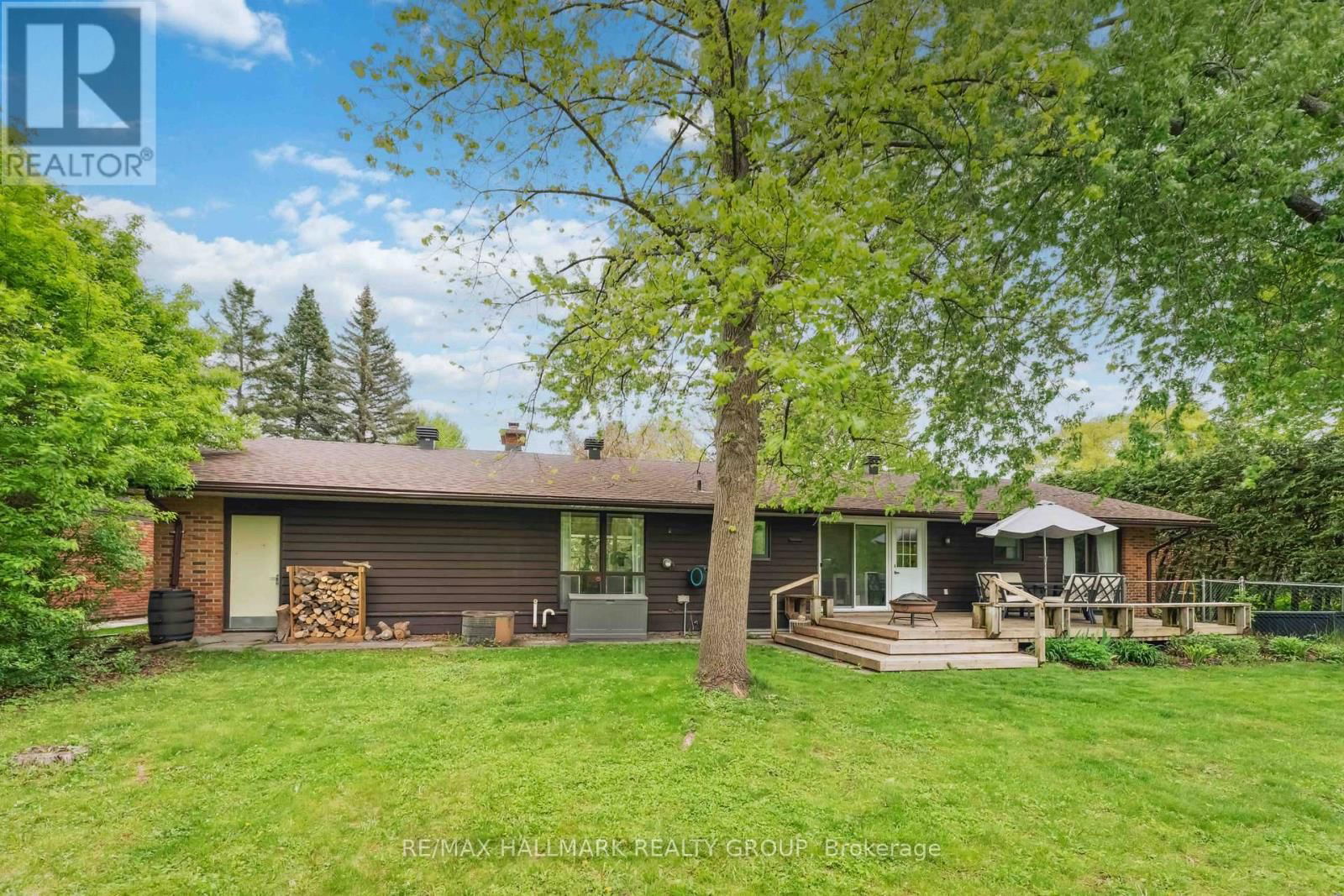 54 LISMER CRESCENT Image 36