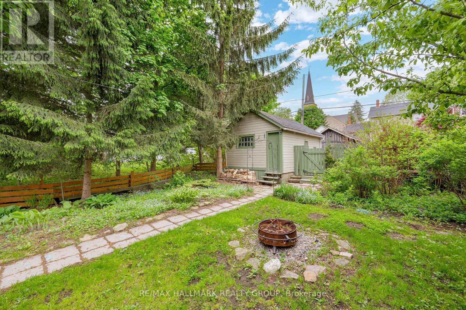 118 WELLINGTON STREET Image 38