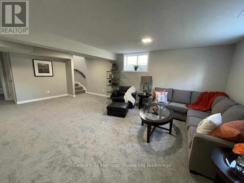 22 MATHESON CRESCENT Image 25