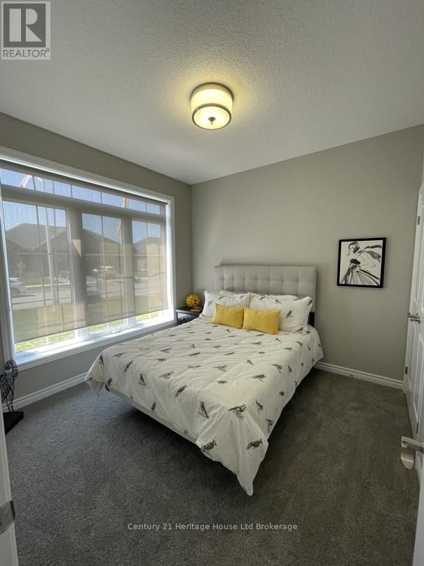 22 MATHESON CRESCENT Image 38