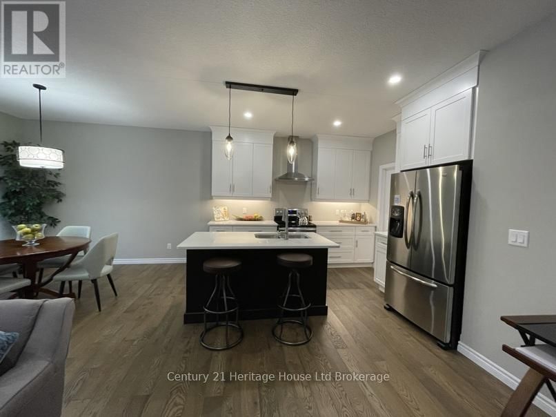 22 MATHESON CRESCENT Image 5
