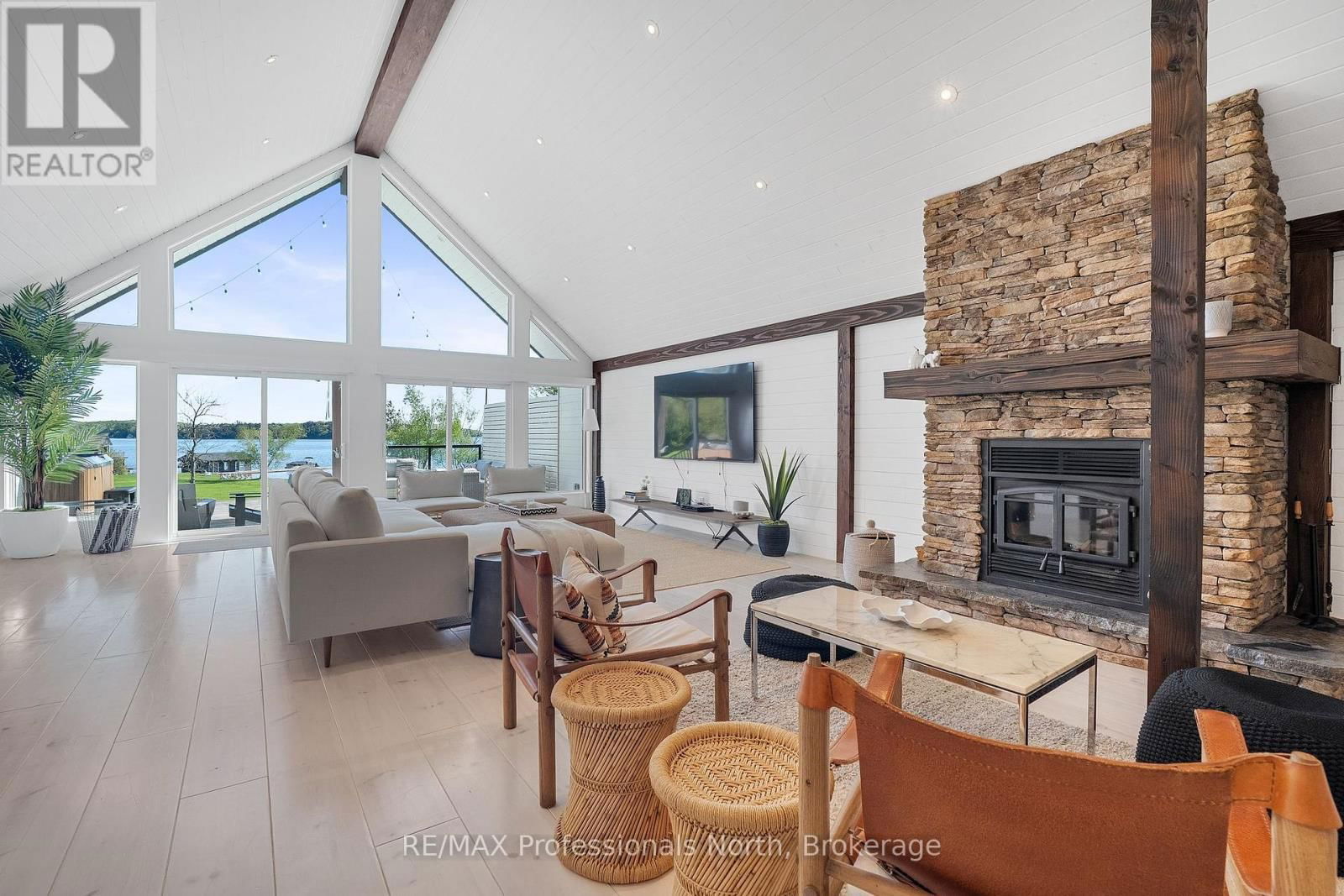 6 - 1059 WOODINGTON ROAD Image 10
